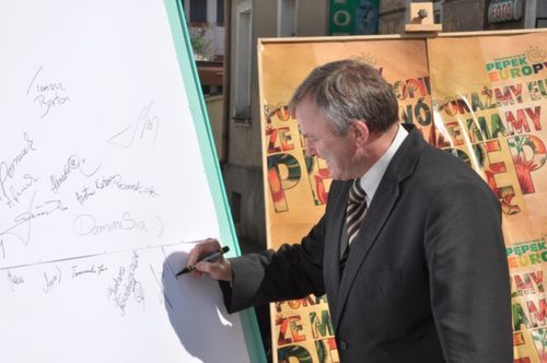 Deszczowy happening - galeria