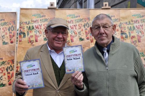 Deszczowy happening - galeria