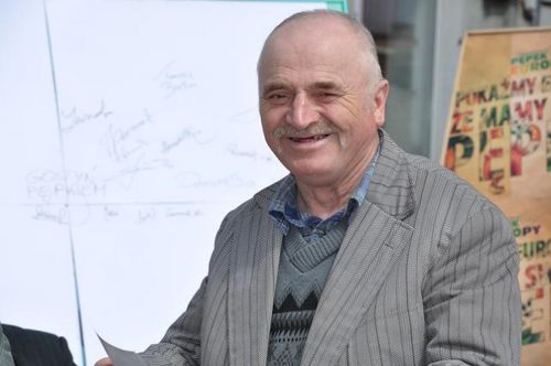 Deszczowy happening - galeria