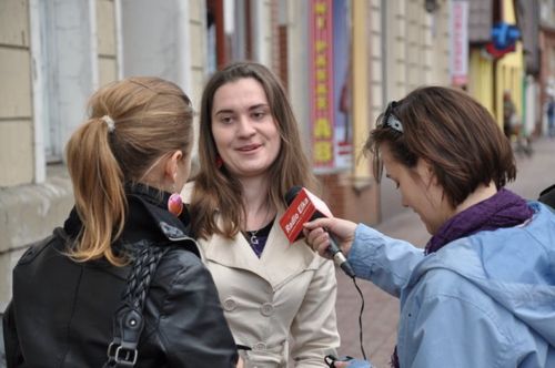 Deszczowy happening - galeria