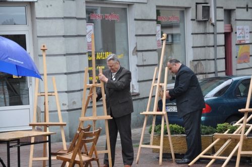 Deszczowy happening - galeria