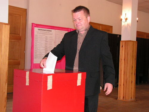 Wybory przebiegają sprawnie