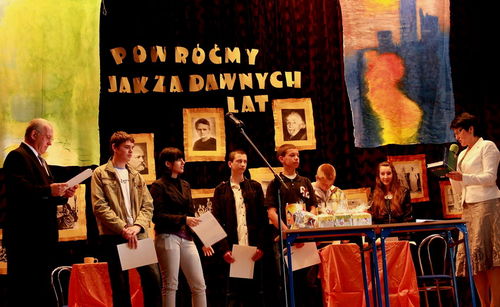 Powróćmy jak za dawnych lat ...  czyli święto patronki szkoły