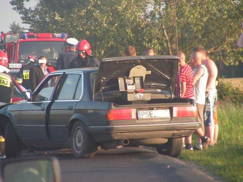 Czołówka Forda z BMW - zdjęcia