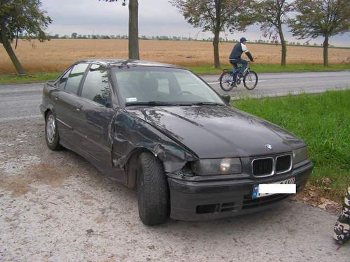 Zderzenie podczas wyprzedzania ? zdjęcia