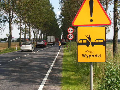 Wypadek motocyklisty - zdjęcia