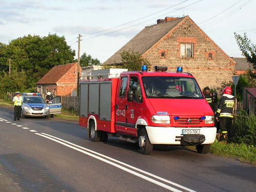 Efekt wyprzedzania na skrzyżowaniu - zdjęcia