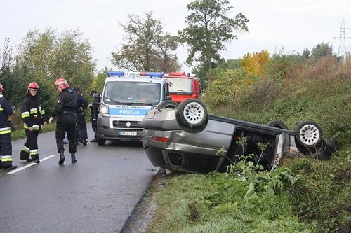 Dachowała na prostej - zdjęcia