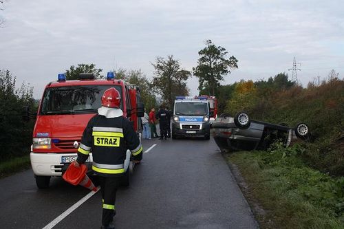 Dachowała na prostej - zdjęcia