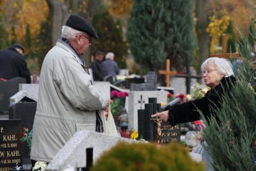 Przed dniem Wszystkich Świętych - galeria