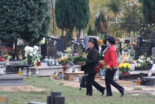 Przed dniem Wszystkich Świętych - galeria