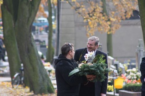 Przed dniem Wszystkich Świętych - galeria