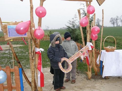 Plac zabaw na Mikołaja - zdjęcia