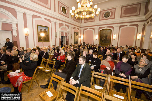 Aukcja ze świątecznym przesłaniem - galeria