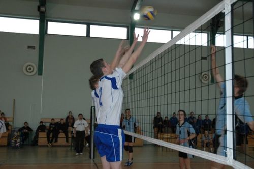 Seniorzy przegrywają, młodzicy w kratkę (galeria)