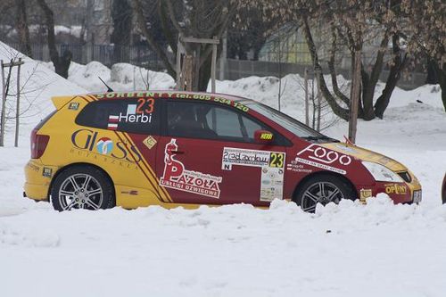 Yeti zadowolony - zdjęcia