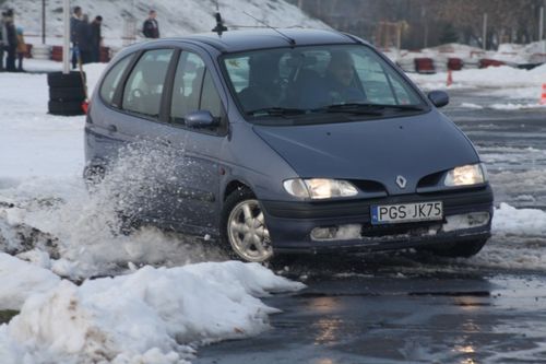 Poślizg kontrolowany - zdjęcia