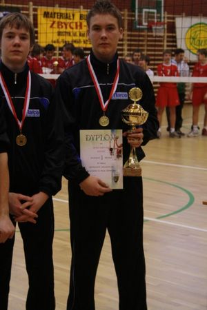 Siatkarze UKS nadal się liczą - galeria