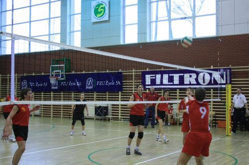 Siatkarze UKS nadal się liczą - galeria
