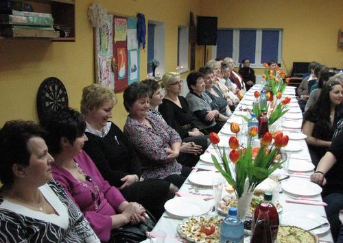Z wierszem i lampką szampana - zdjęcia