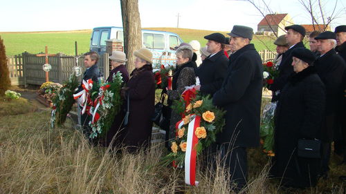 W hołdzie rozstrzelanym (galeria)