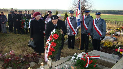 W hołdzie rozstrzelanym (galeria)