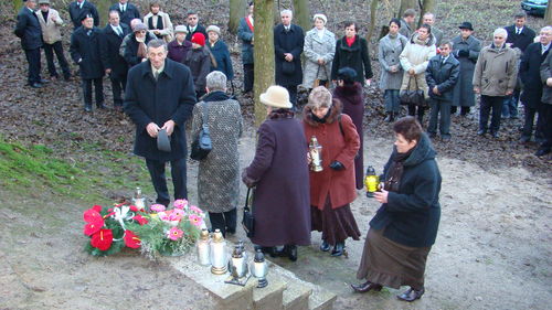 W hołdzie rozstrzelanym (galeria)