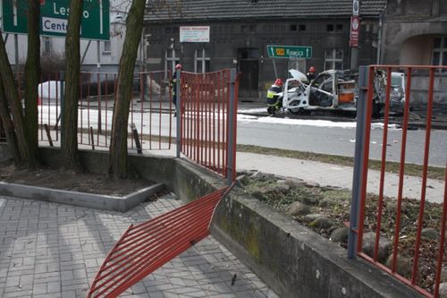 Eksplodował samochód - fotorelacja