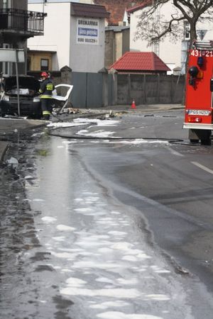 Eksplodował samochód - fotorelacja