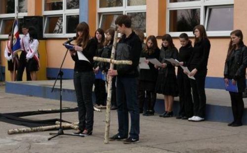 Patriotyczne przedstawienie  - zdjęcia