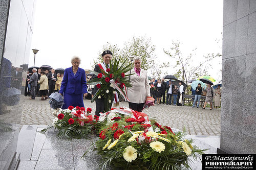 Deszczowa manifestacja - galeria
