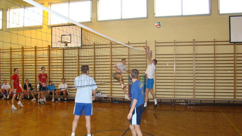 Siatkarski Turniej Mikołajkowy (galeria)