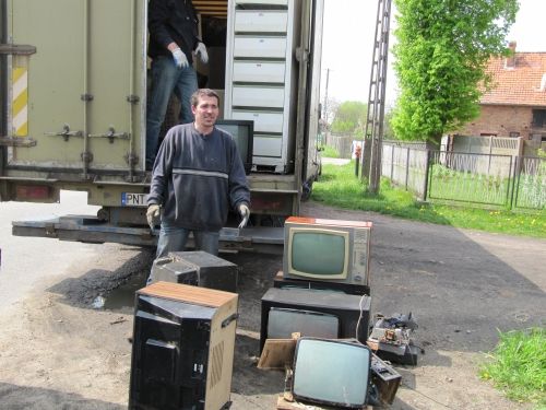 Zebrali 7 ton odpadów - zdjęcia