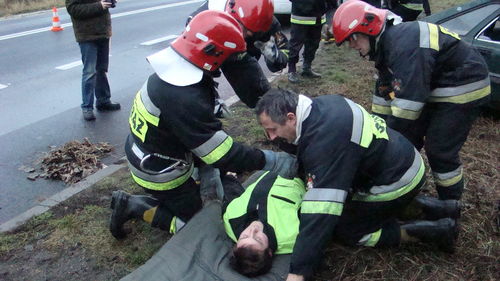 Symulowany wypadek (galeria)