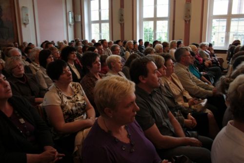 Zaśpiewali dla powodzian - galeria
