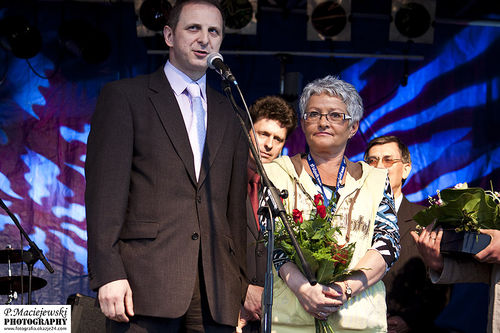 Szlachetny gest z k(l)asą - zdjęcia