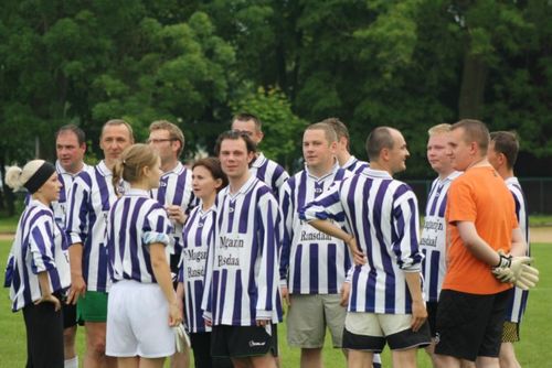 Media pokonały samorządowców - galeria