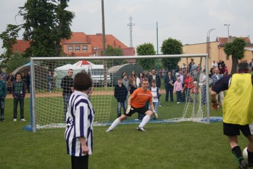 Media pokonały samorządowców - galeria
