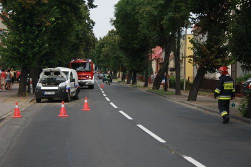 Zasnął za kierownicą - zdjęcia