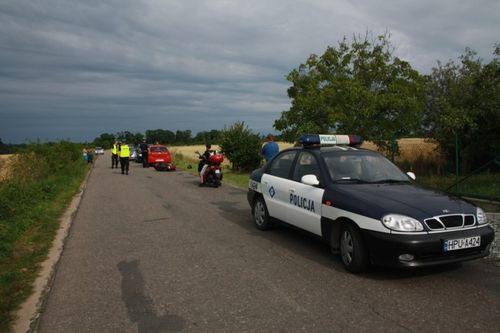 Motorowerzysta trafił do szpitala - zdjęcia