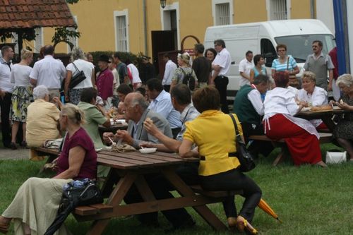 Podzielili się chlebem  - galeria