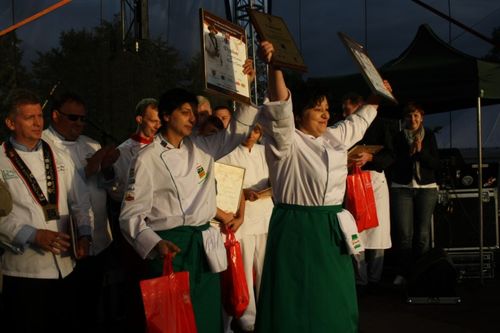 Kaczka przegrała z dziczyzną- zdjęcia