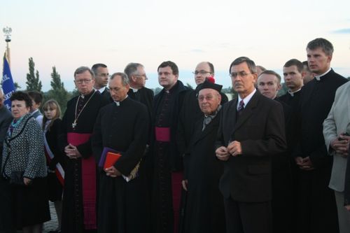 Uczcili pamięć bohaterów - galeria