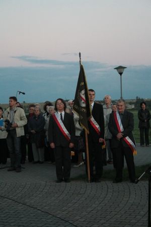 Uczcili pamięć bohaterów - galeria
