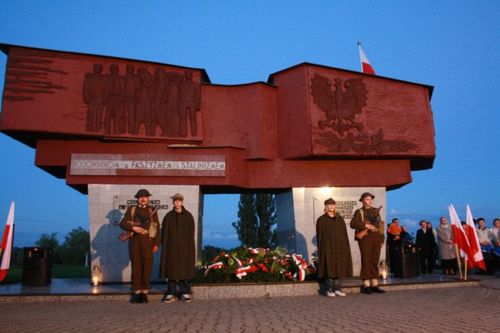 Uczcili pamięć bohaterów - galeria