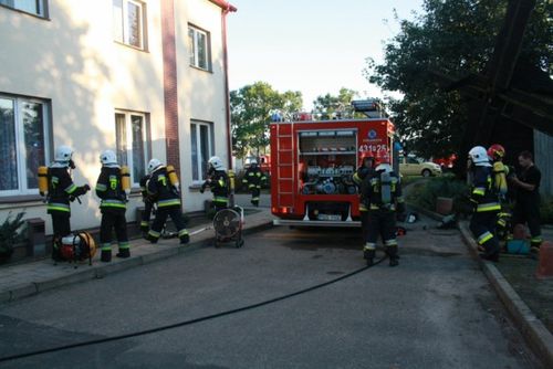 Pożar internatu, są ranni - fotorelacja