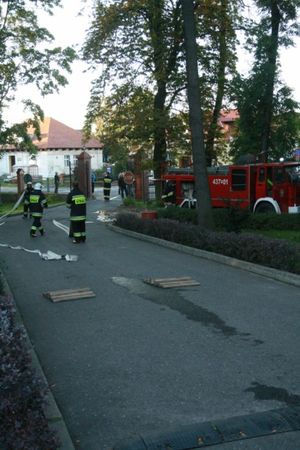 Pożar internatu, są ranni - fotorelacja