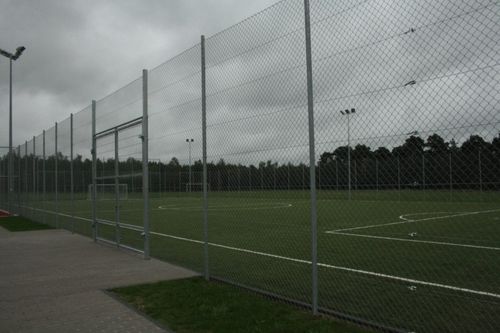 Kiedyś ściernisko, dzisiaj  boisko - galeria