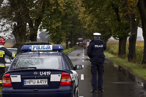Po uderzeniu rozpadł się na części - zdjęcia