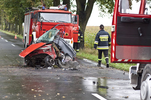 Po uderzeniu rozpadł się na części - zdjęcia